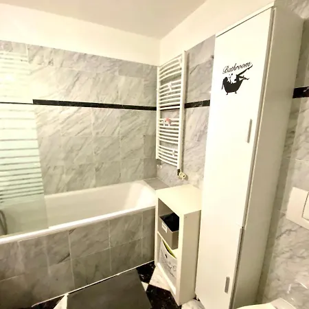 Fantastic In The Center Apartment Prague
